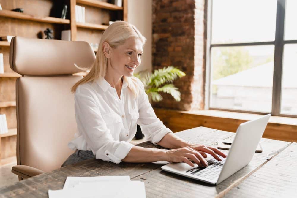 Why Your Business Needs a Website in 2022
